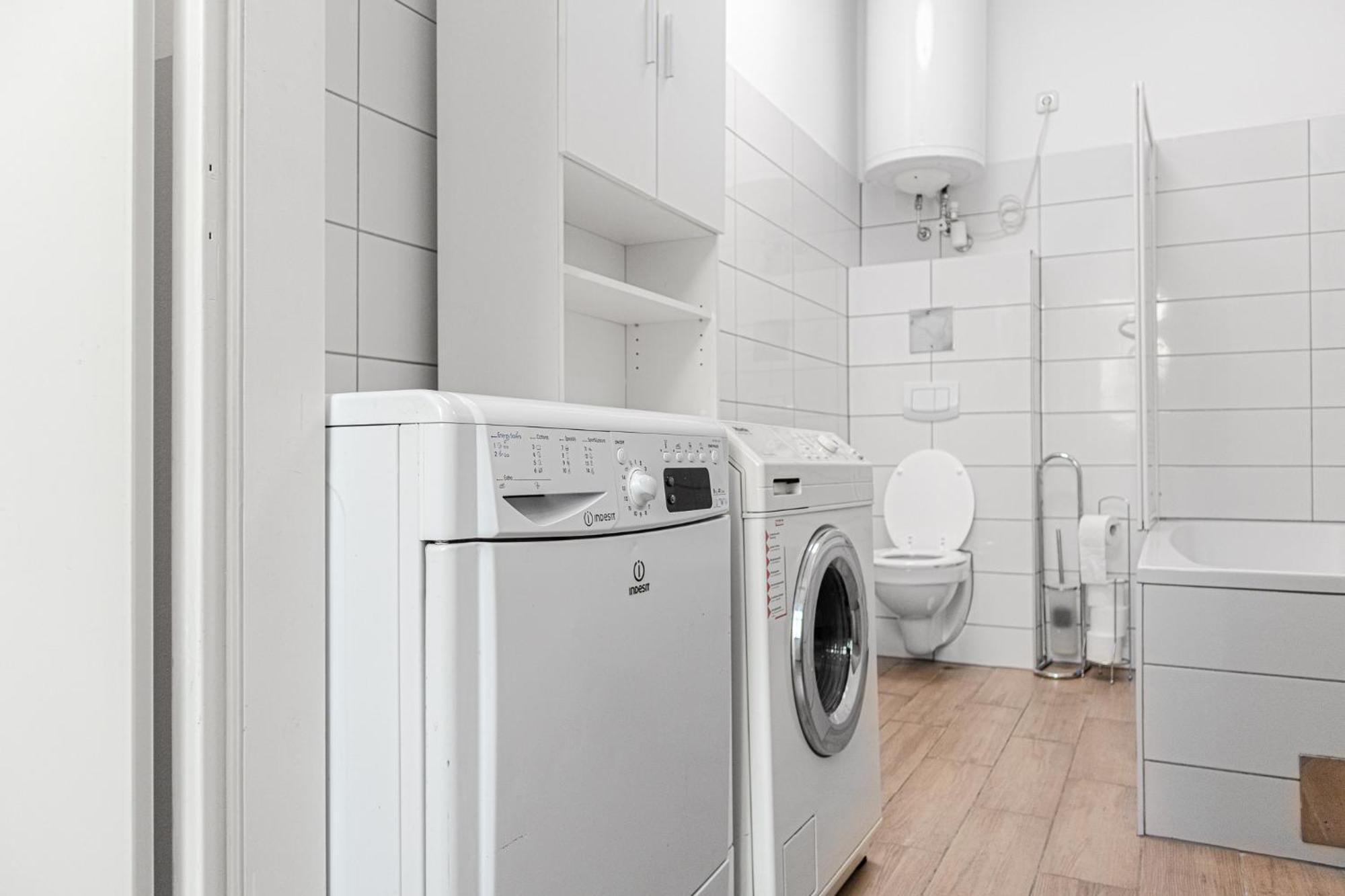Lovely 2Br Shared Apartment, Enkplatz U3, 15Min To Center Відень Екстер'єр фото